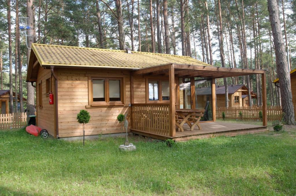 Vonkajšia záhrada v ubytovaní Wdzydzkie Sioło
