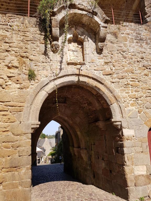 Zdjęcie z galerii obiektu Séjour confort au port de Dinan w mieście Dinan