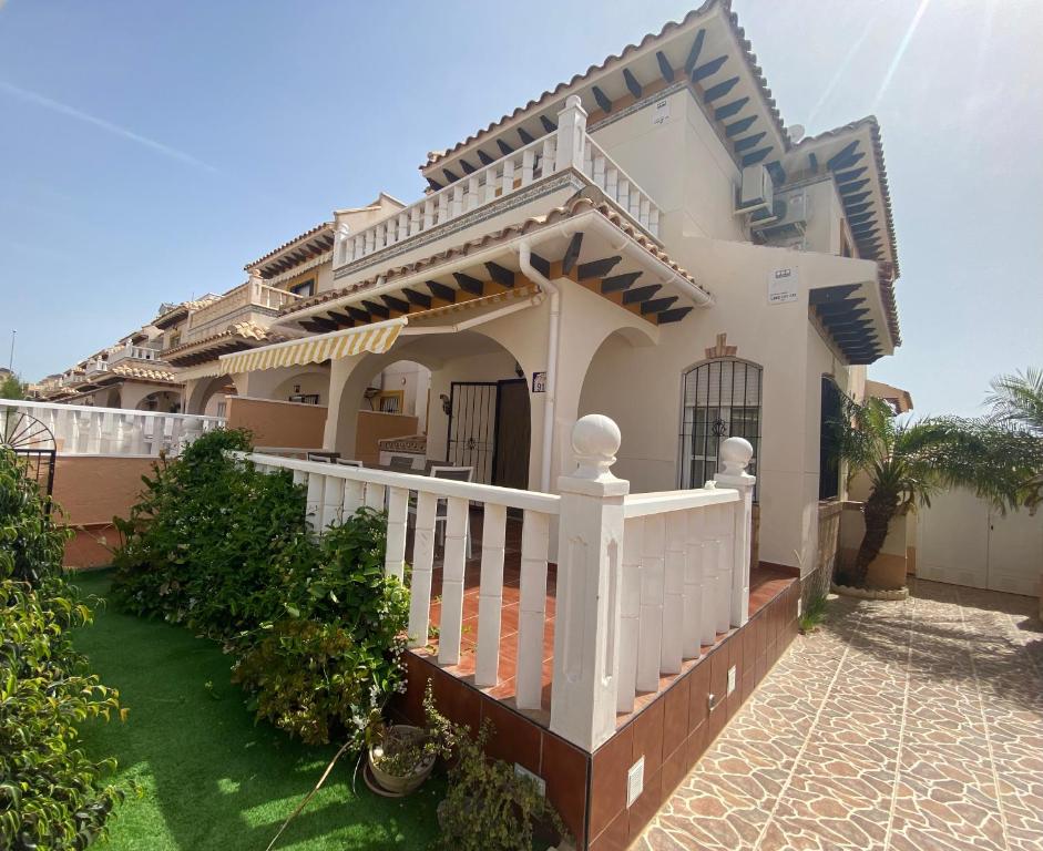 Lomas de Cabo Roig, Orihuela-Costa – Bijgewerkte prijzen 2023
