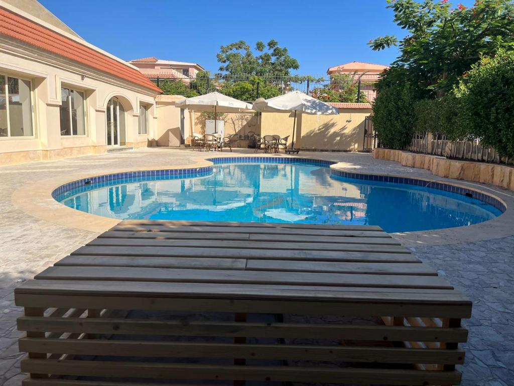 Swimmingpoolen hos eller tæt på Rihana Studio & pool