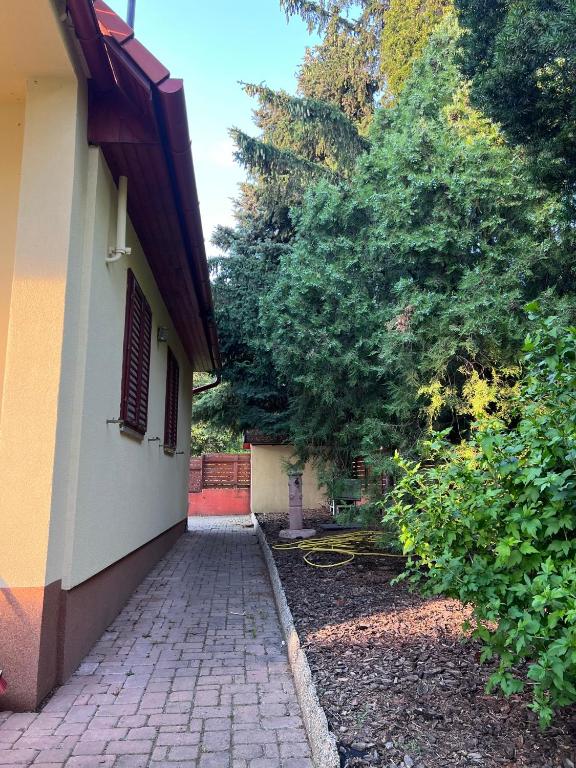Ogród w obiekcie Balatonakarattya Magaspart