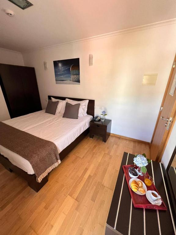 Vale do Zêzere Hotel - 9