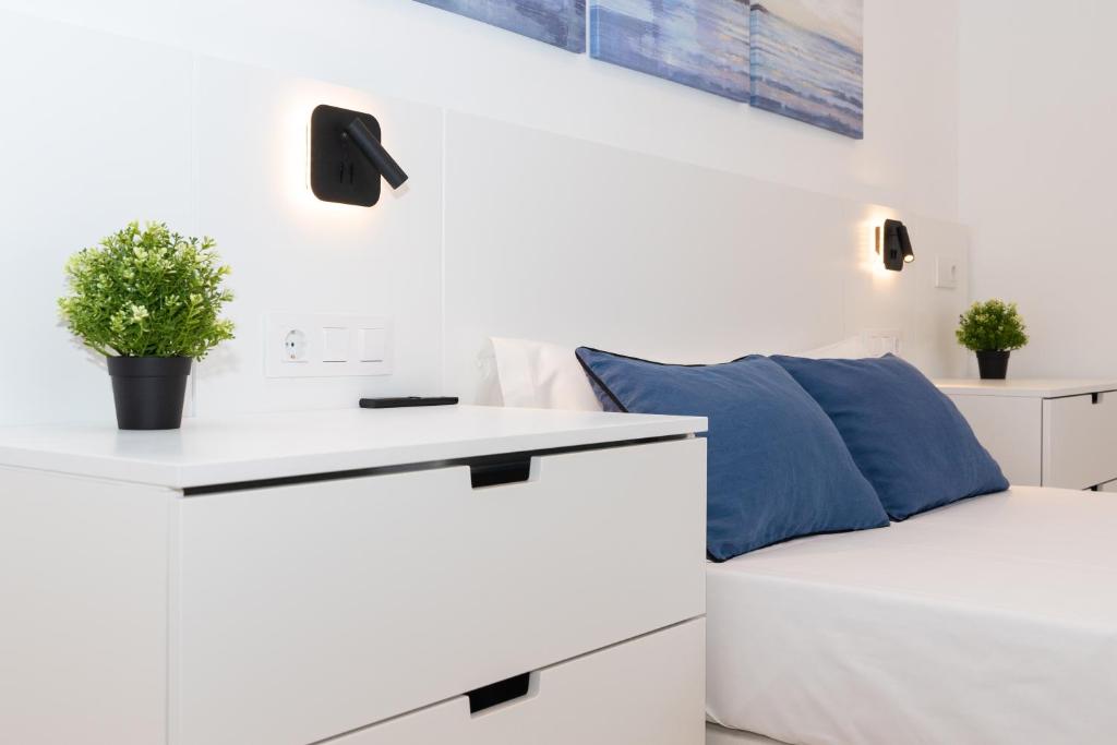 Ένα ή περισσότερα κρεβάτια σε δωμάτιο στο Hostel Charino
