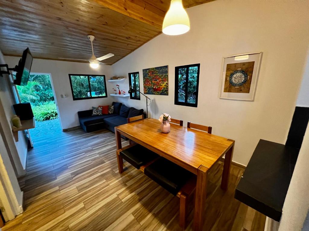Posezení v ubytování Haus unter Palmen