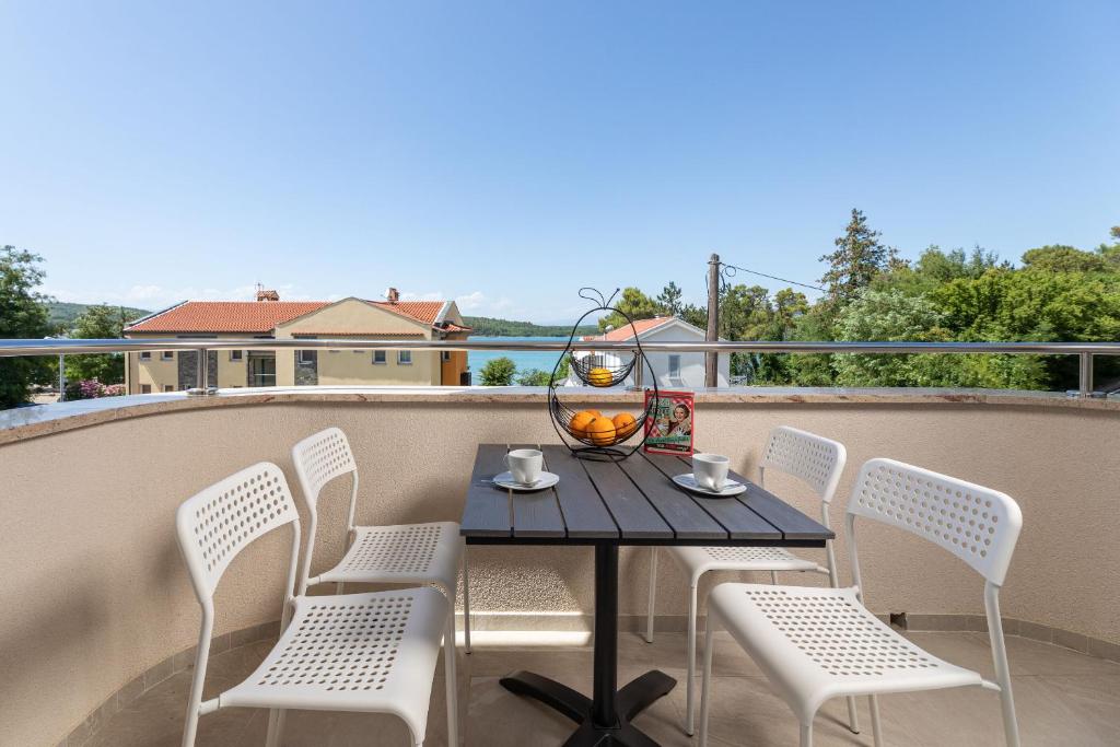 Балкон или терраса в Apartments Sucic 2