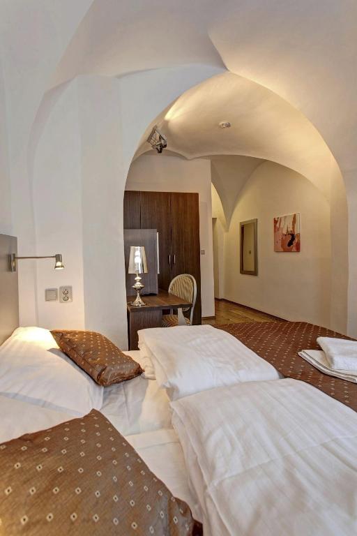 Hotel U Trí hrušek suites & apartments - Resim 15