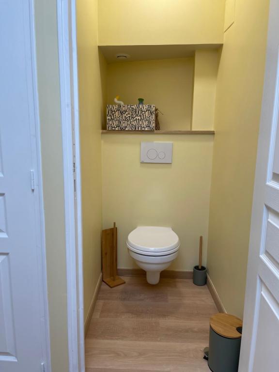Kúpeľňa v ubytovaní Gîte les Noisetiers Maison familiale avec piscine
