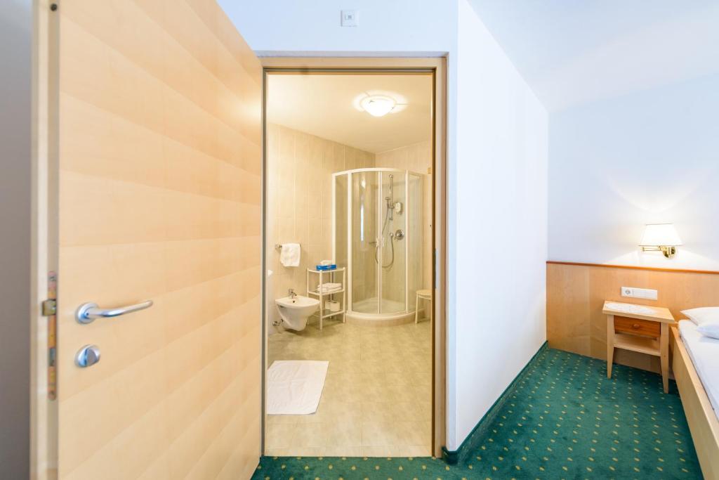 Koupelna v ubytování Hotel Julius Payer