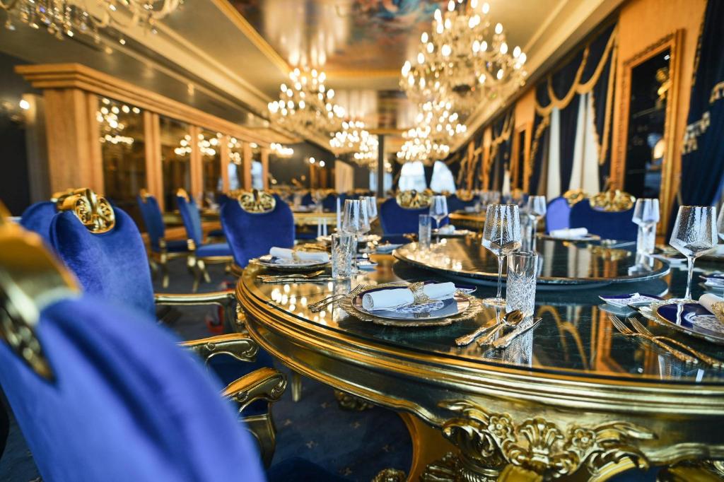 Restaurace v ubytování Prezident Palace Belgrade - Adults Only