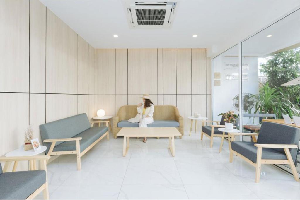 Posezení v ubytování Bedline Hotel - SHA Certified