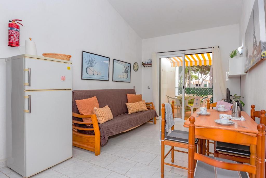 Las Brisas 11, Ciutadella – Updated 2023 Prices