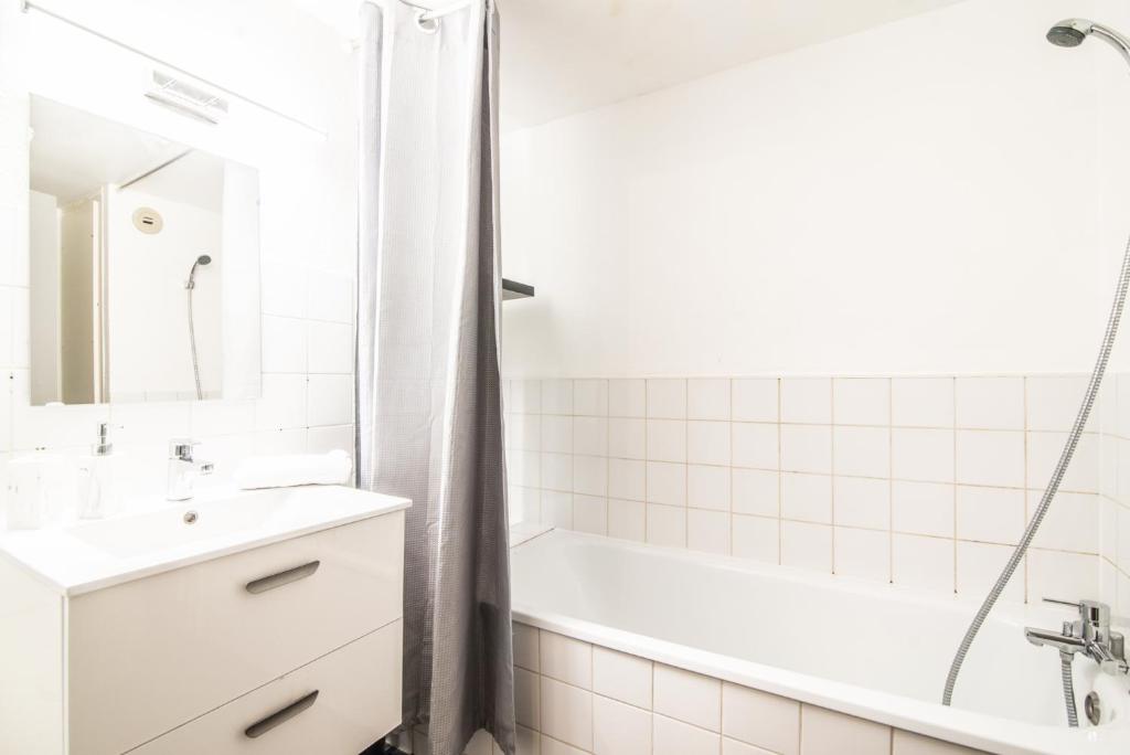 Centre Ville - L'évidence - Parking - 16