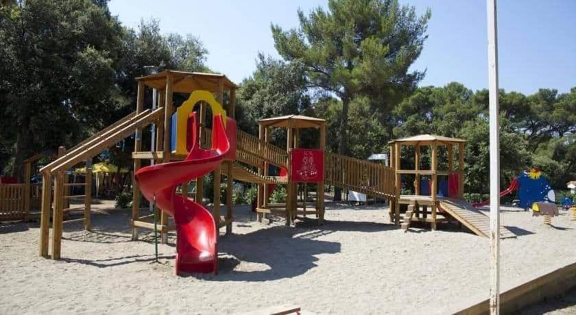 Herní místnost nebo prostor pro děti v ubytování Mobile home RENE