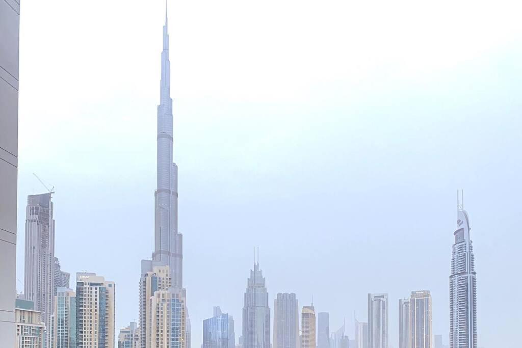 Lux BnB 1BD I Stunning Burj Khalifa Views I Pool I