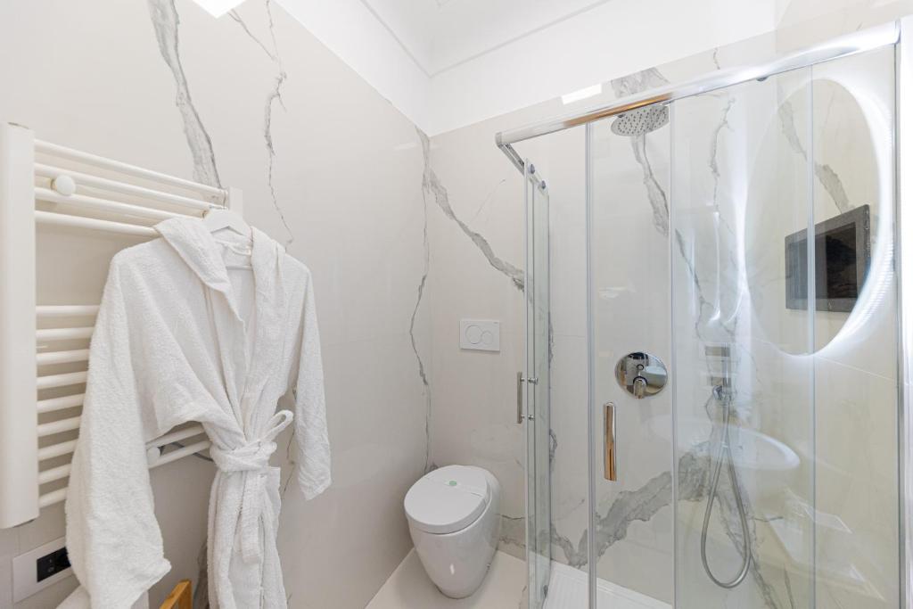 Kúpeľňa v ubytovaní Suite Apartment Capri con Jacuzzi in Piazzetta