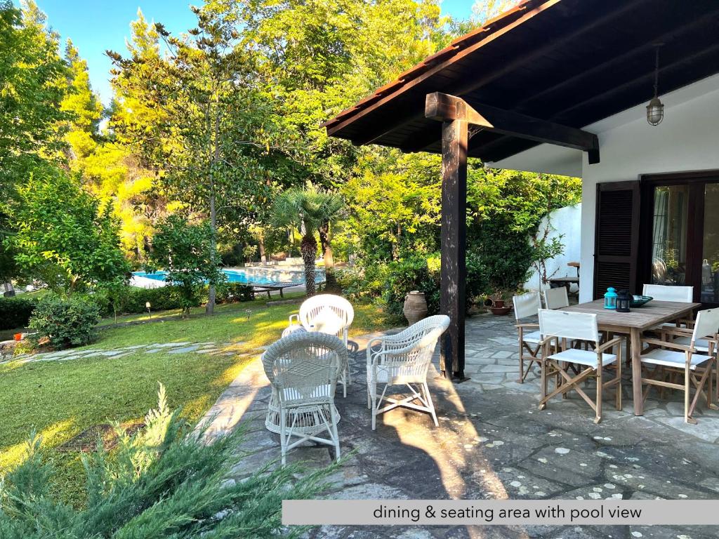 Zahrada ubytování Villa Niovi by halu! Sani Villas