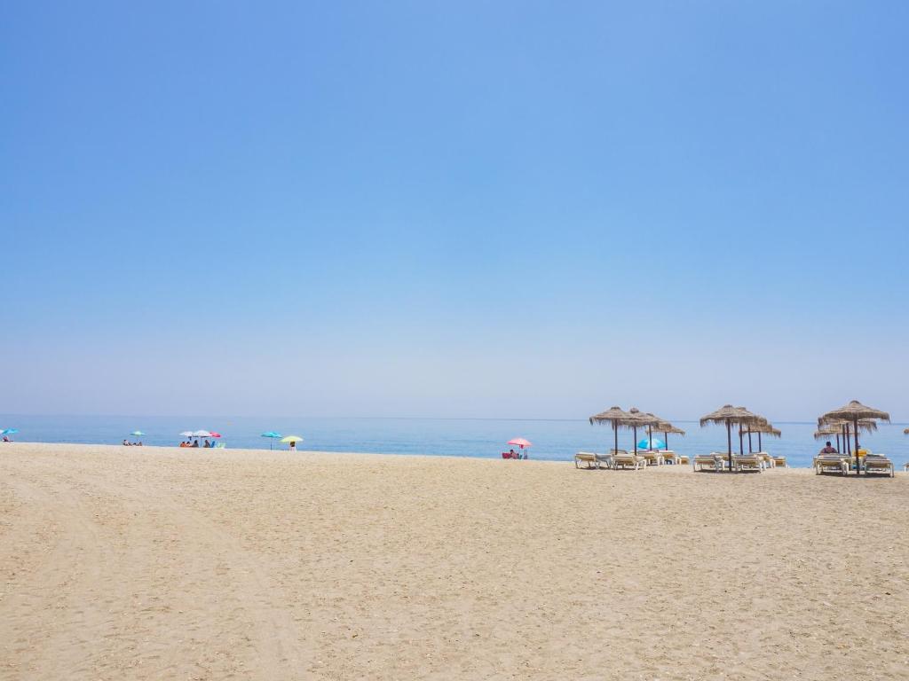 Cubos Beach Apartment Torrox Costa, Torrox Costa – Updated ...