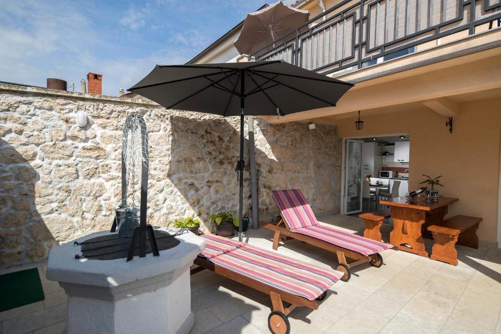Patio nebo venkovní prostory v ubytování Villa Odiseja