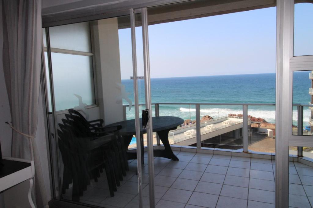 Γενική θέα στη θάλασσα ή θέα στη θάλασσα από  αυτό το διαμέρισμα