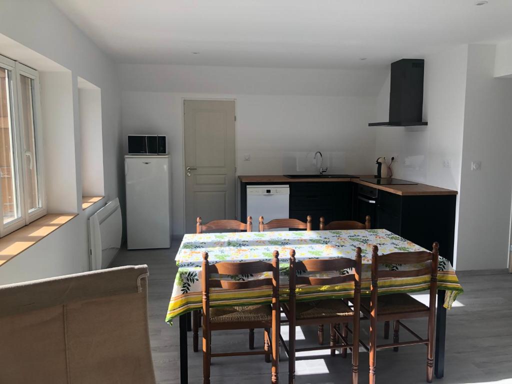 Foto de la galeria de Barcelonnette : Bel appartement lumineux a Barcelonnette