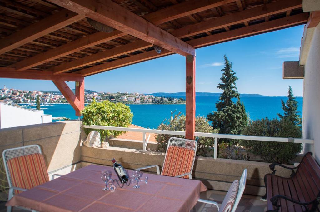 Fotografie z fotogalerie ubytování Apartment Marin v destinaci Seget Vranjica