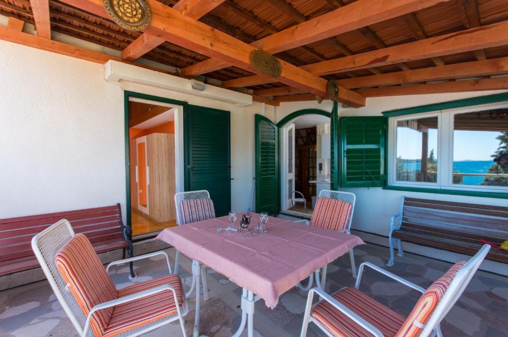 Fotografie z fotogalerie ubytování Apartment Marin v destinaci Seget Vranjica