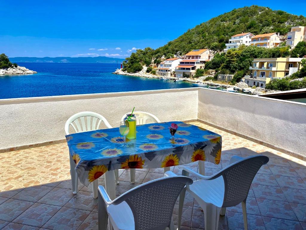 Příroda nedaleko apartmánu
