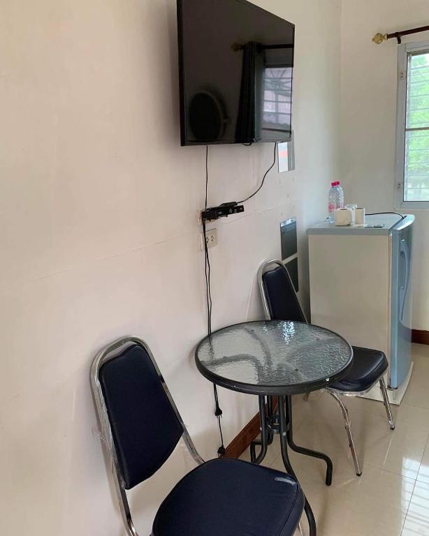 TV a/nebo společenská místnost v ubytování Kalae Resort