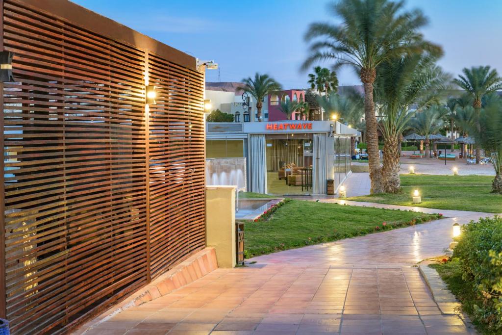 Zahrada ubytování Grand Tala Bay Resort Aqaba