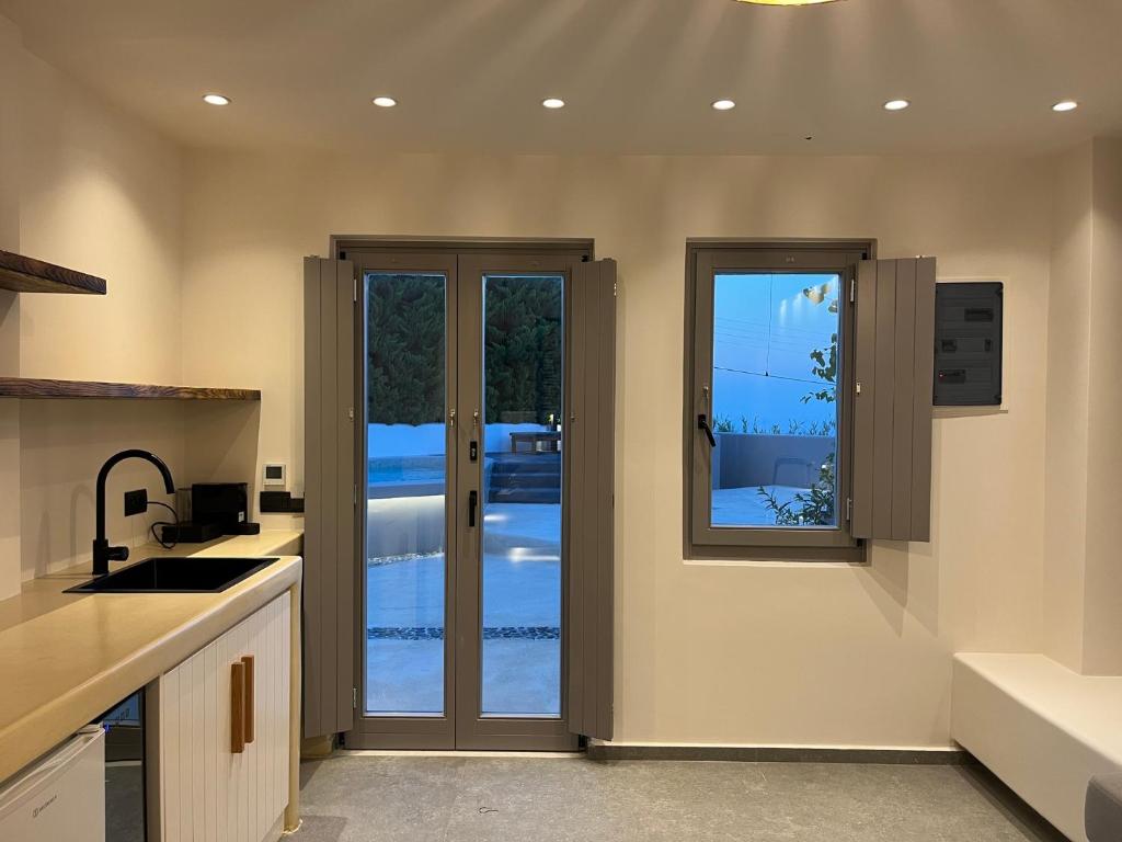 Elements Cozy Suites Pyrgos - 3