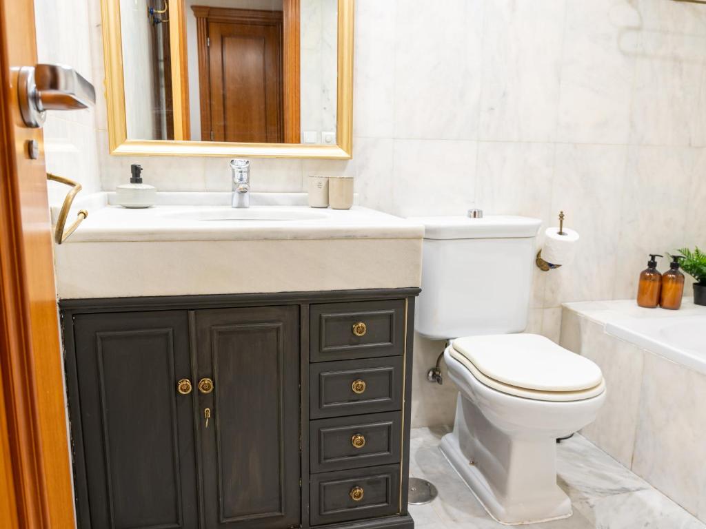 Kúpeľňa v ubytovaní Tejares Suite Córdoba