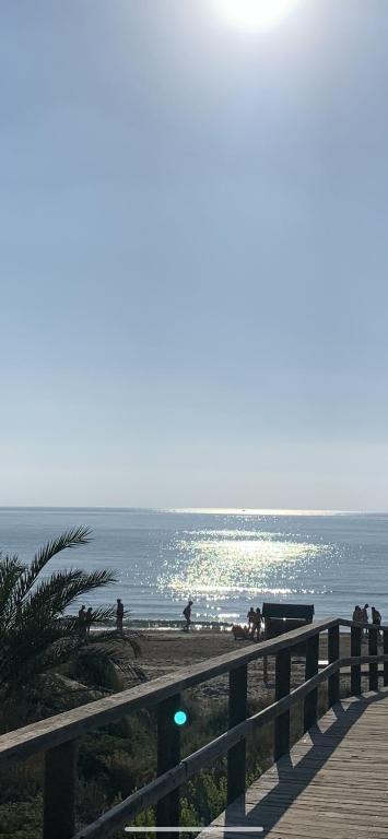 Zdjęcie z galerii obiektu Apartamentoen la playa, 200 Mts de la playa Nuevo w mieście Santa Pola