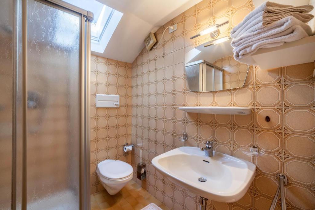 Łazienka w obiekcie Rieglhof Apartment Hennennest