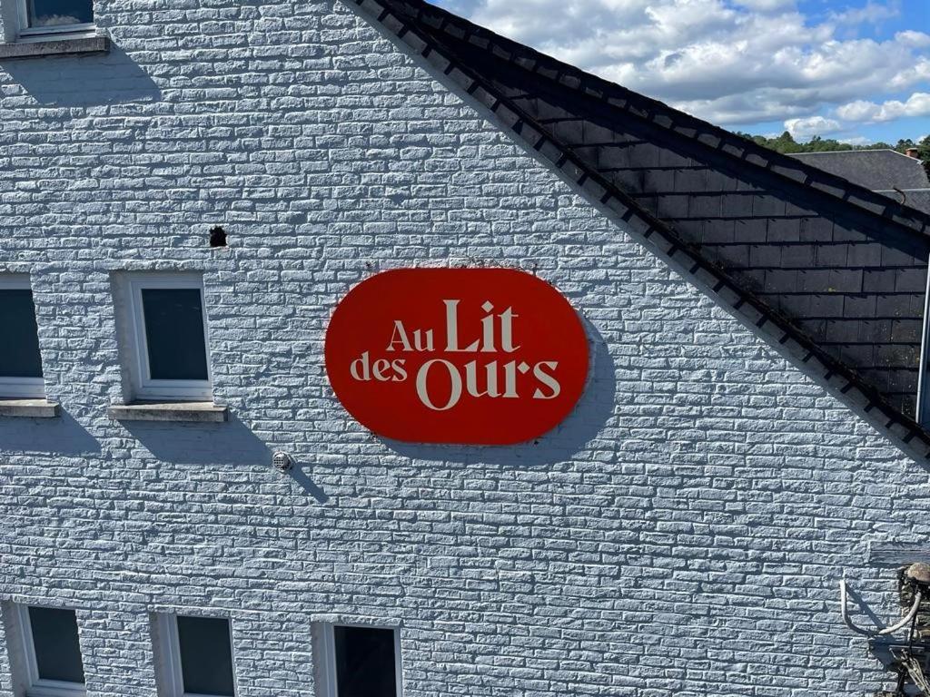 Certifikát, hodnocení, plakát nebo jiný dokument vystavený v ubytování Hotel Au lit des ours