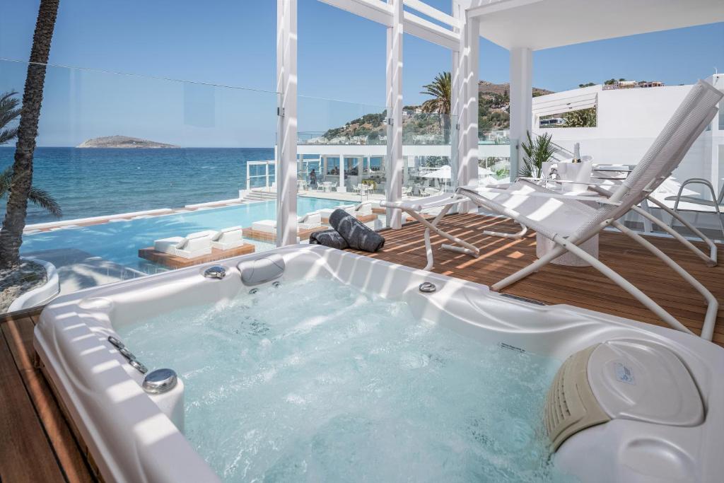 Kantouni Beach Boutique Hotel - 19