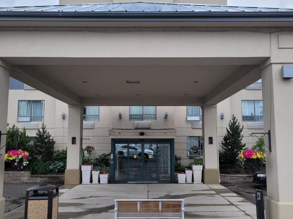 Exteriér nebo vchod ubytování Holiday Inn Express Kamloops by IHG