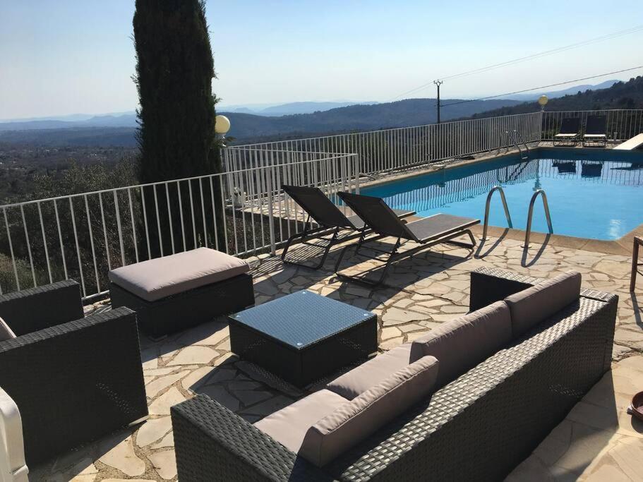 Spacious luxury villa with stunning views