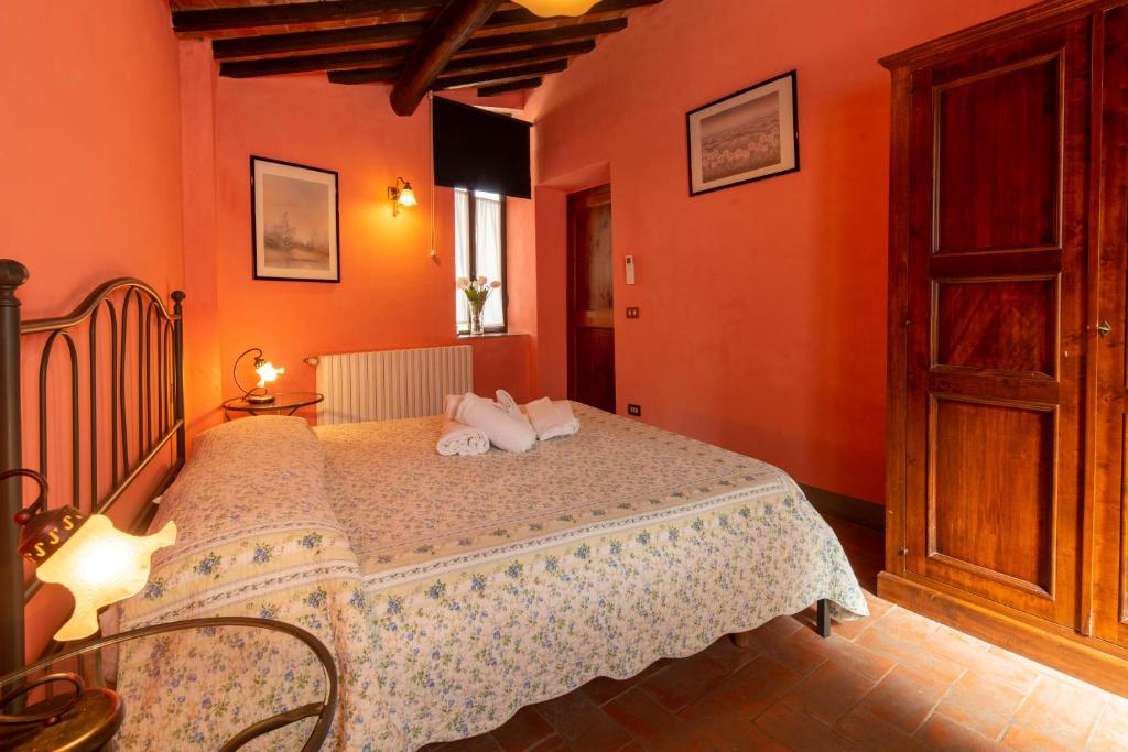 Posteľ alebo postele v izbe v ubytovaní Casa al Monte by VacaVilla