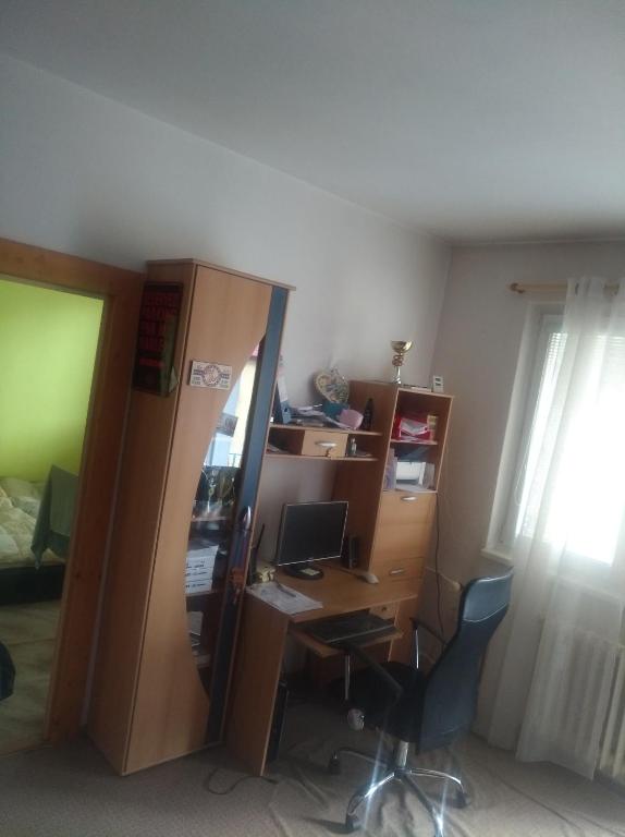TV a/nebo společenská místnost v ubytování Byt 2+1 s balkonem