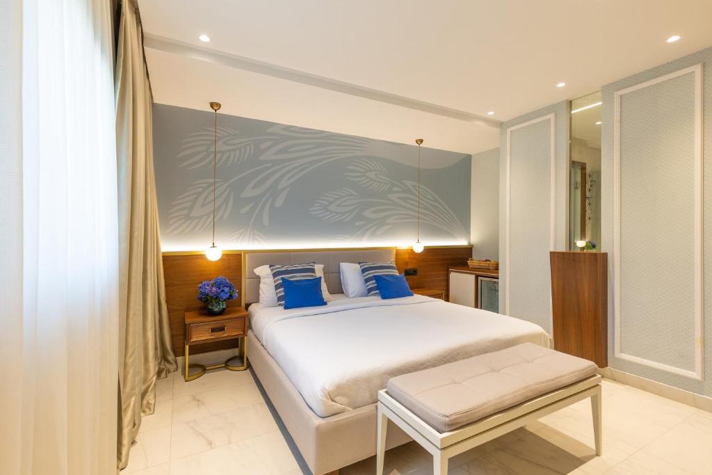 HUMA Kotor Bay Hotel and Villas - 1