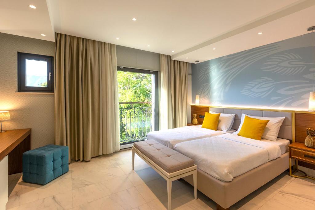 HUMA Kotor Bay Hotel and Villas - 6