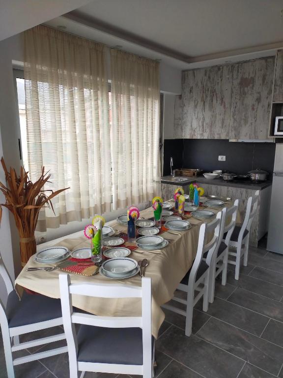 RAINBOW HOUSE APARTMENT SARANDA - Image 9