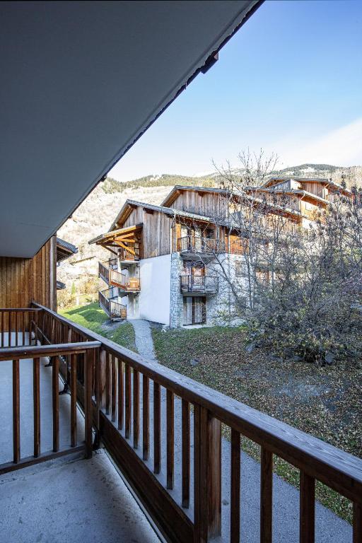 Balkón alebo terasa v ubytovaní Le Hameau SPA & PISCINE appartement 2 pieces 6pers by Alpvision Residences