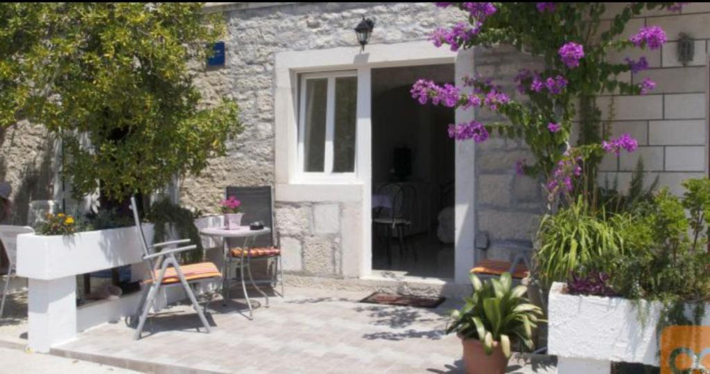 Zahrada ubytování Apartments Djurdjica