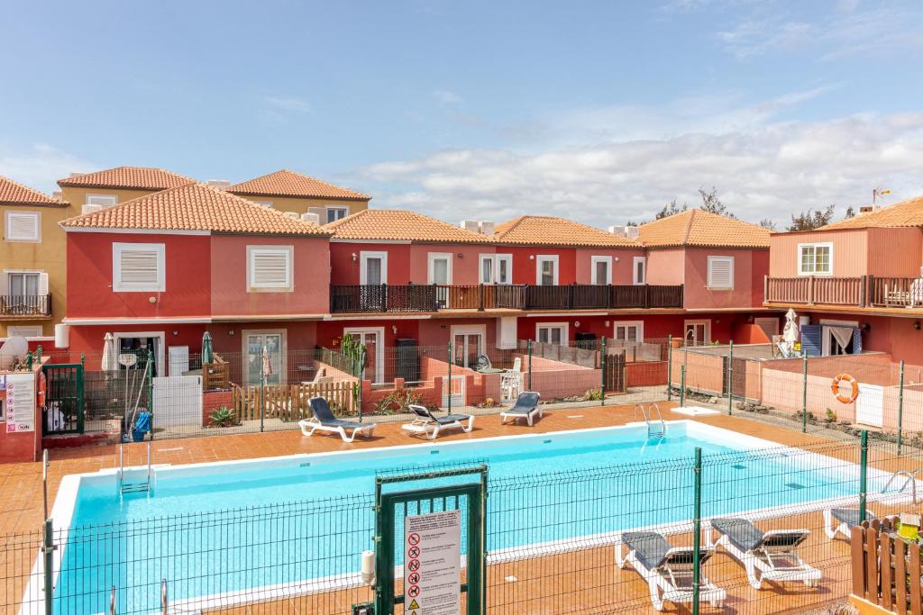 The swimming pool at or close to Flatguest Costa Golf II