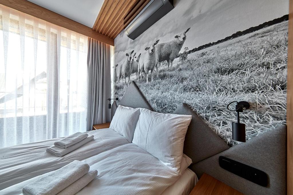 Tatra Square Apartments - Deluxe Apartment - 11