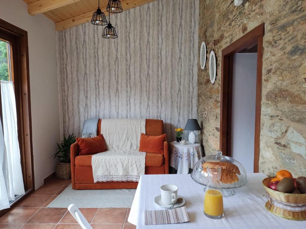 Część wypoczynkowa w obiekcie Casa Rural Penaquente