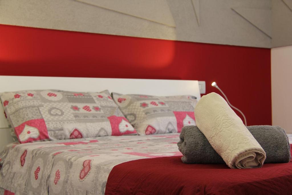 Postel nebo postele na pokoji v ubytování How Beach,modern apartment close to the beach,WiFi