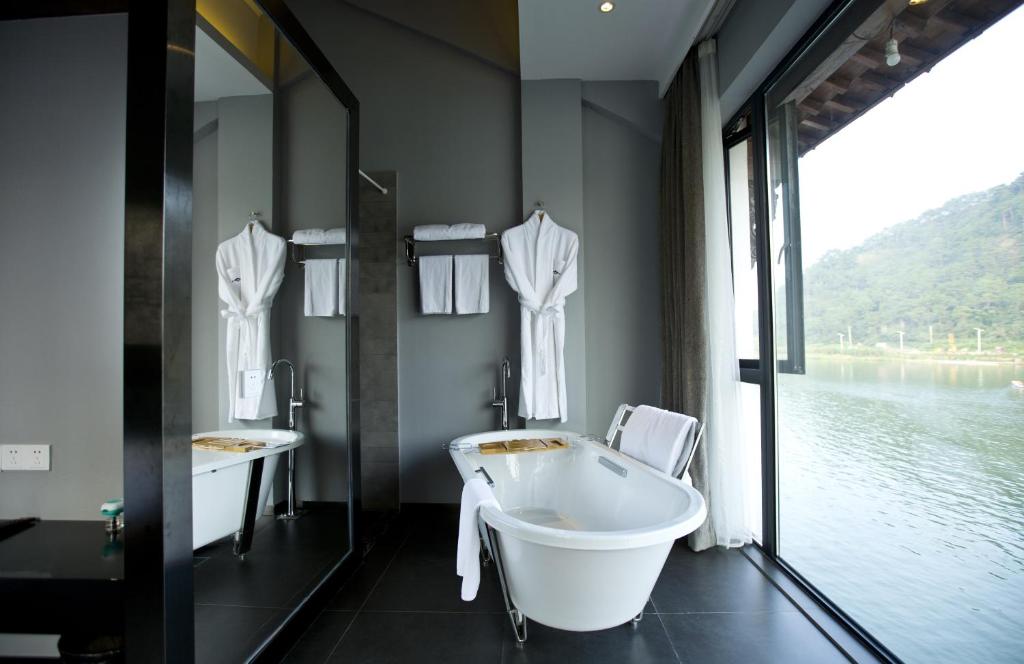 Koupelna v ubytování Huangshan Shanshuijian Wei Boutique Hotel