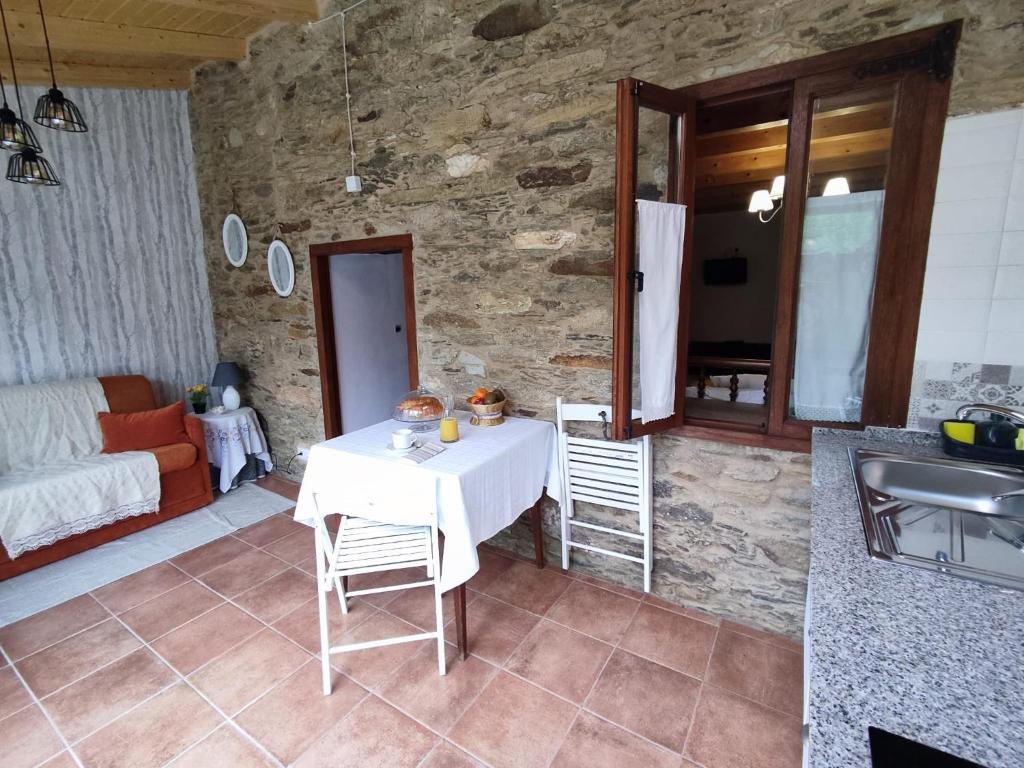 Kuchnia lub aneks kuchenny w obiekcie Casa Rural Penaquente